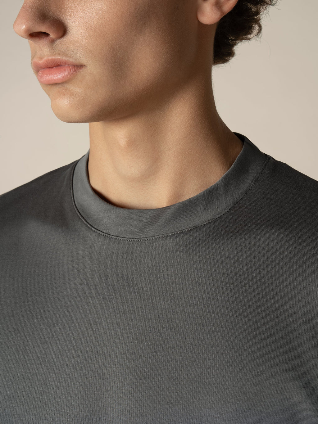 AUR1 T-Shirt Dark Grey